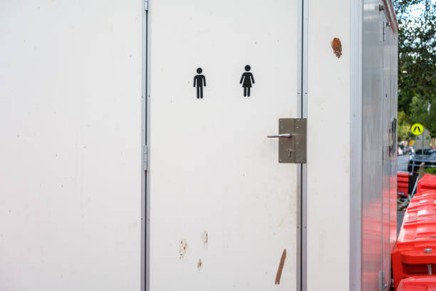 Best Portable bathroom rental  in Fairmount, IN