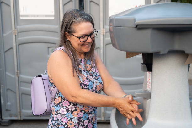 Best Construction site porta potty rental  in Fairmount, IN
